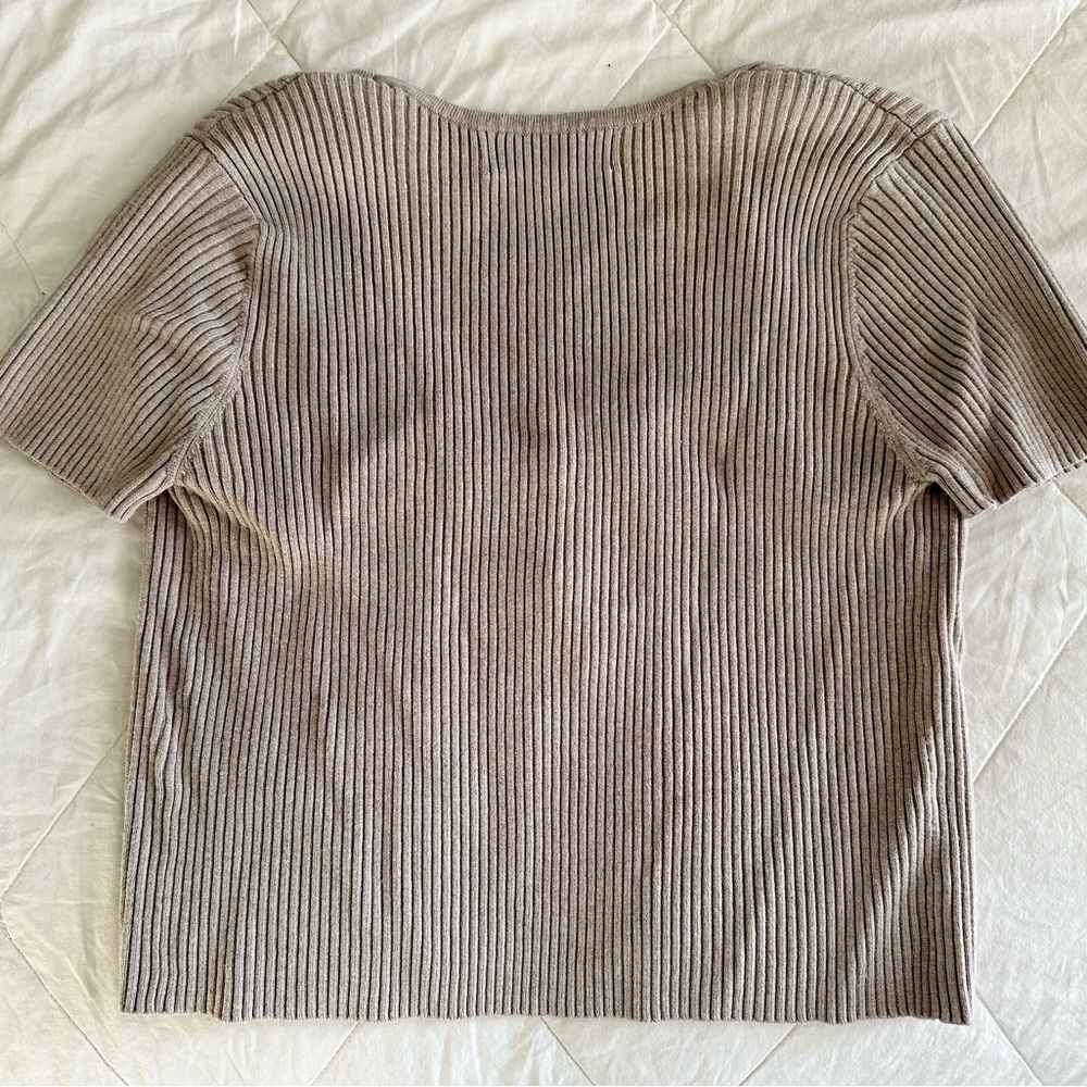 Women's Ribbed Tie-Front Top - Picture 3 of 3